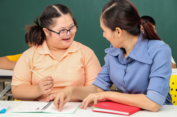 Peran Pendidikan dalam Mengurangi Kesempatan Sosial